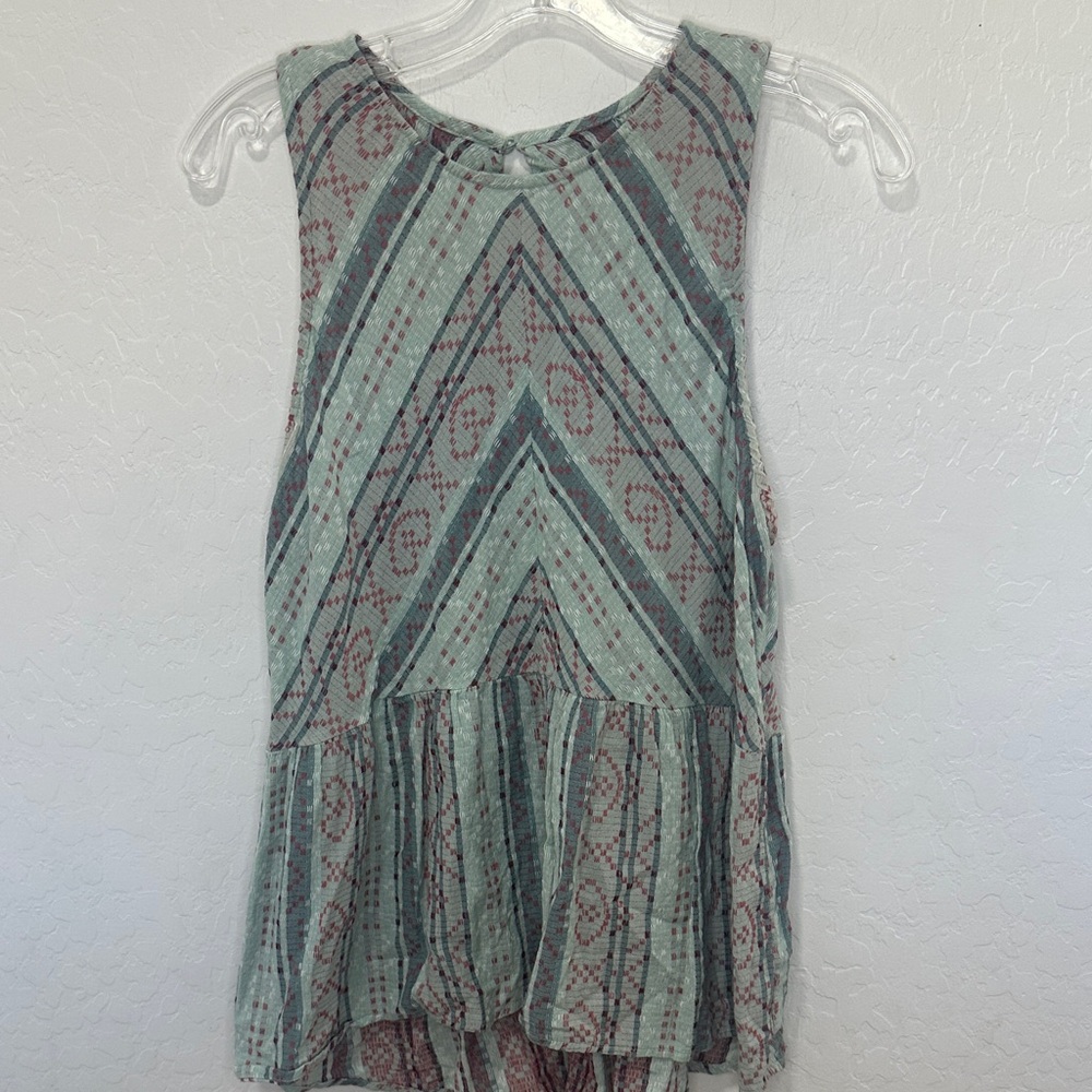 True Craft Geometric tank top sleeveless multi peplum aztec XL 100%‎ cotton